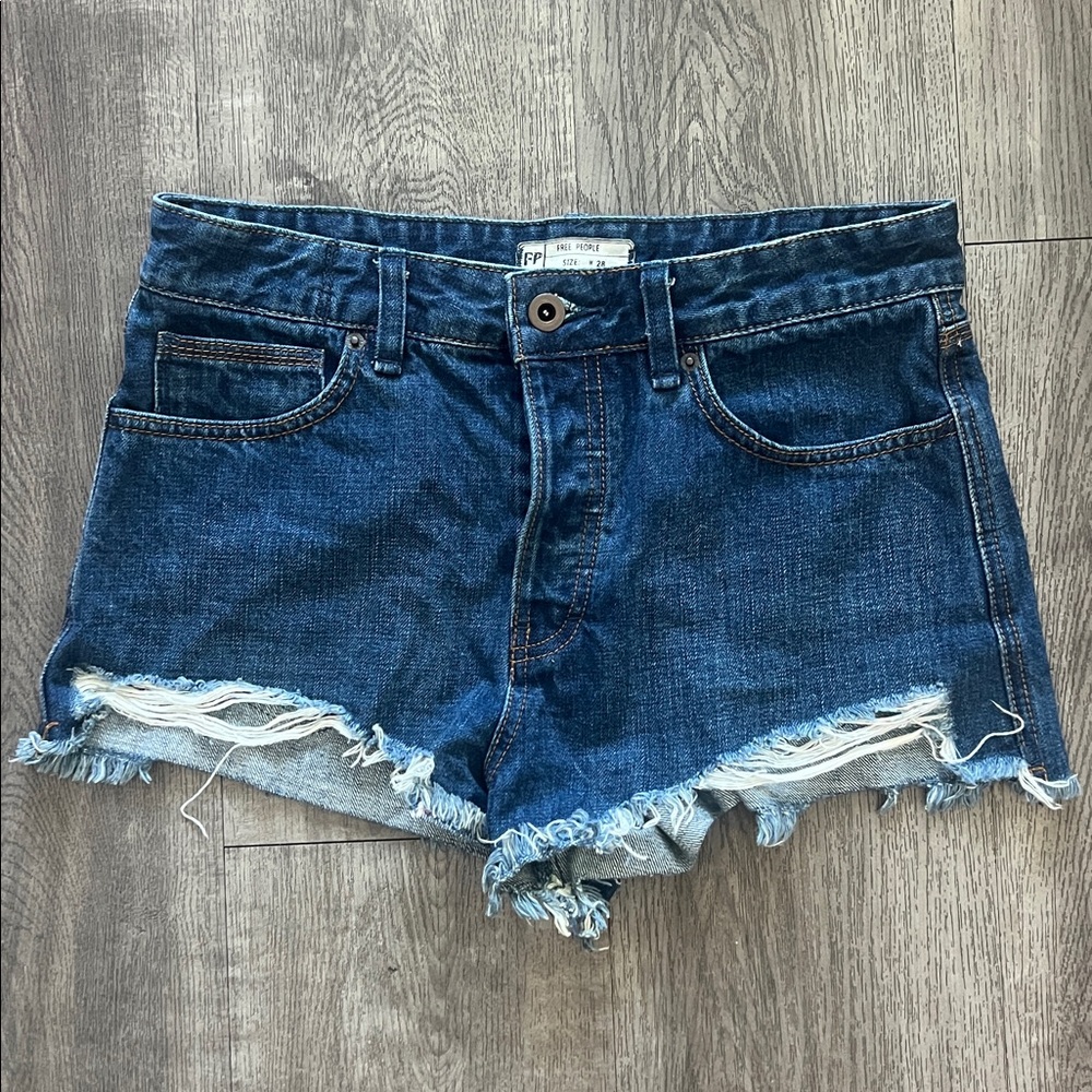 Free People Blue Denim Shorts Size 28 Women’s